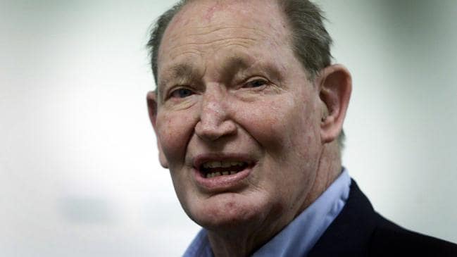 Kerry Packer was an Australian media tycoon and avid gambler